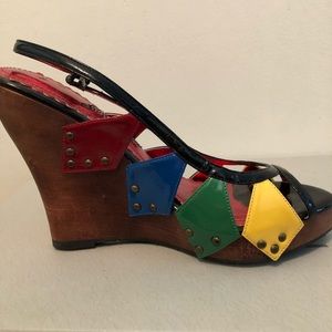 Multi color wedge